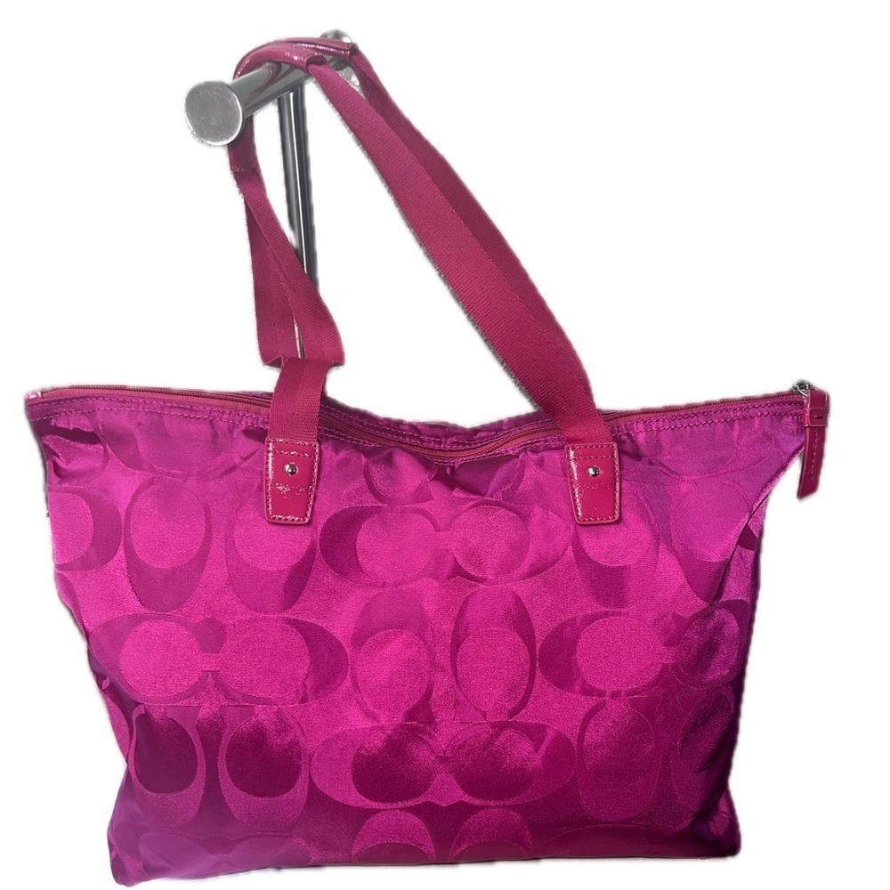 COACH Signature Pink Monogram Weekender Shoulder Bag Snap on Int. Matching Pouch - Picture 6 of 14